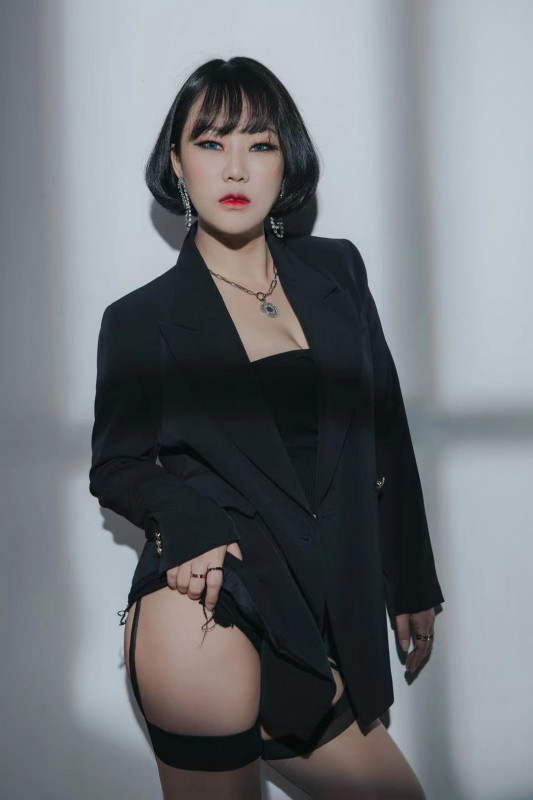 杭州名风黑寡妇